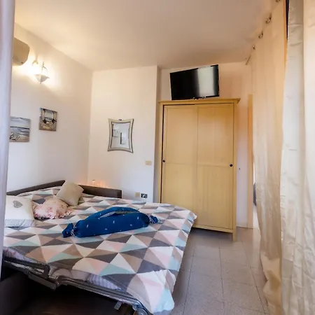 Lovely With Terrace Porto Azzurro