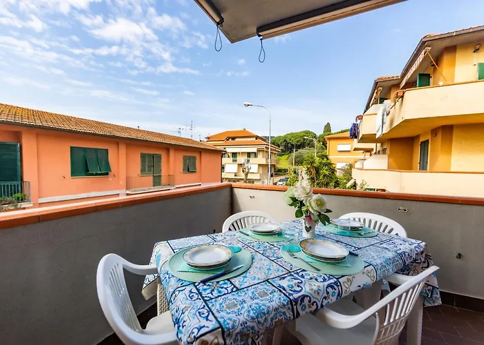 Lovely With Terrace *